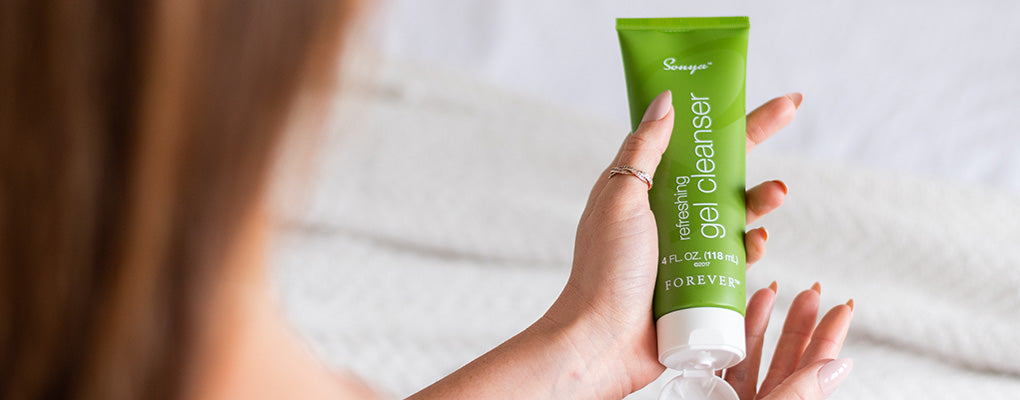 Forever - REFRESHING GEL CLEANSER